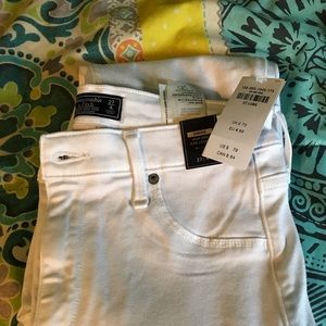 NEW Abercrombie & Fitch High Rise Jean Legging